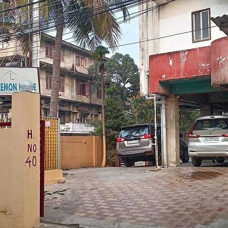 Hotel Lemon House Guwahati Exterior photo